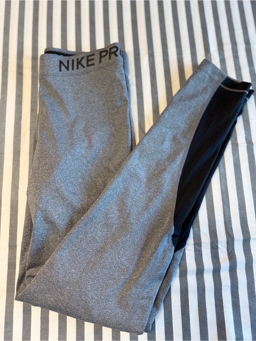 Nike Pro Womens Size Small Heather Gray Compression Tights Leggings Dri-FIT